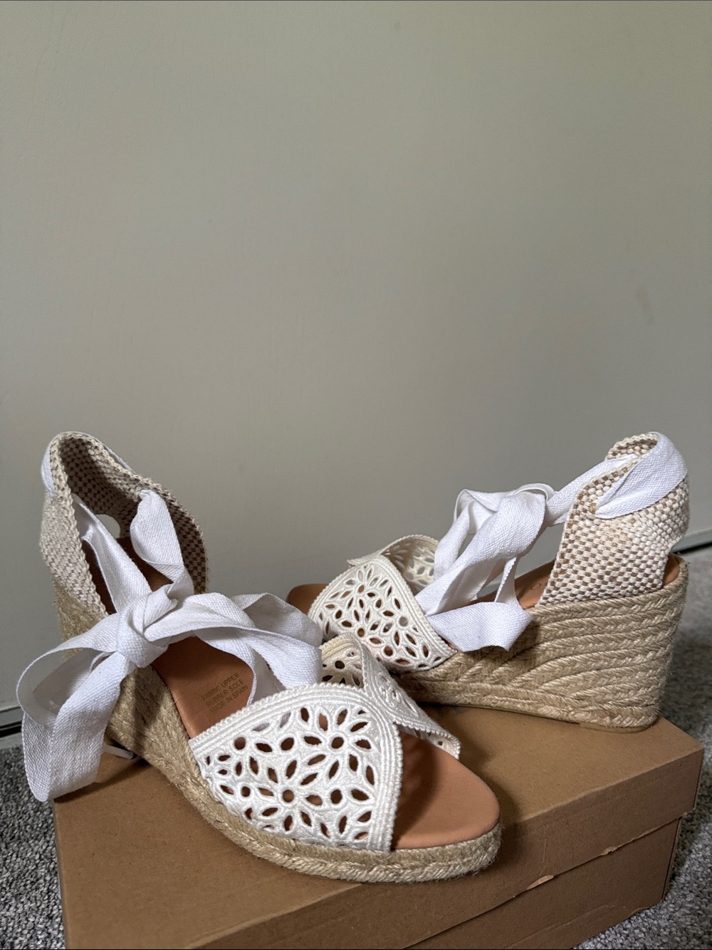 White Wedge Sandals with Tie